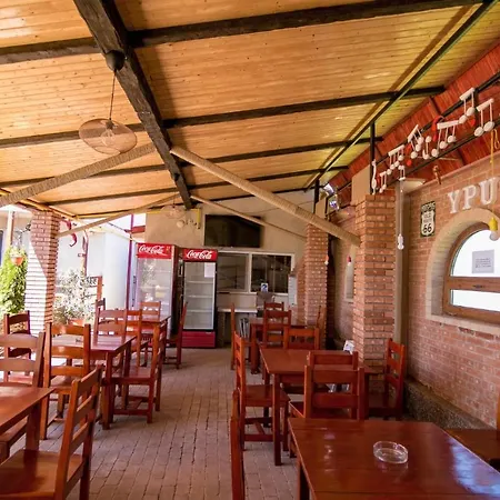 Casa Ypu Affittacamere Două Mai